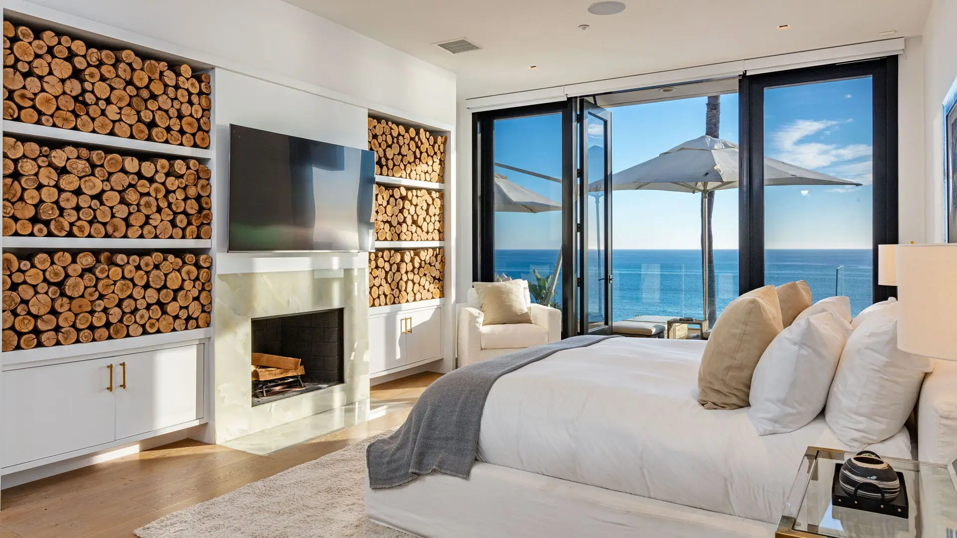 malibu master bedroom