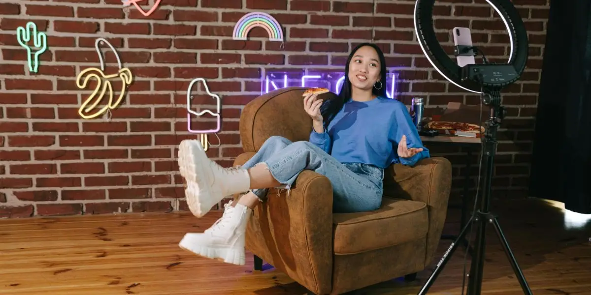 Influencers, Celebrity Culture, and the Normalization of Drug Use on Social Media